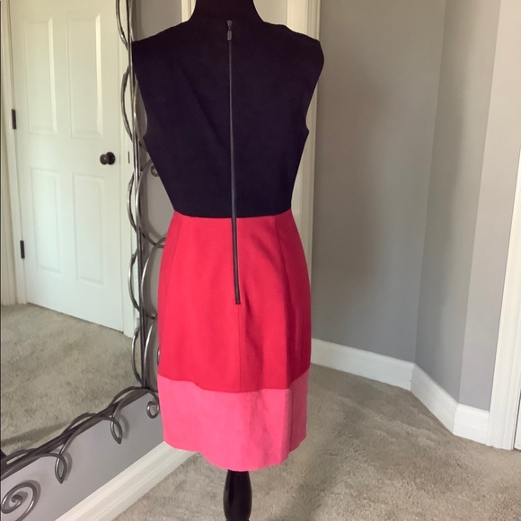 Color Block Dress with Zipper Detail - Picture 2 of 4